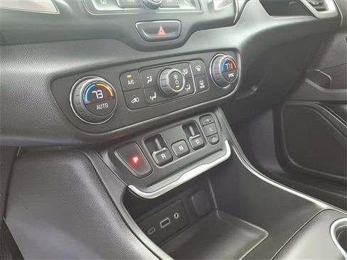 Used 2019 GMC Terrain SLE w/ Driver Convenience Package image 17