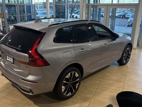 New 2026 Volvo XC60 B5 Plus w/ Protection Package Premier AWD/4WD image 6