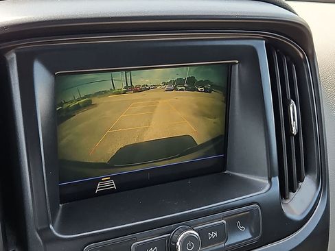 Used 2019 Chevrolet Colorado W/T RWD image 20