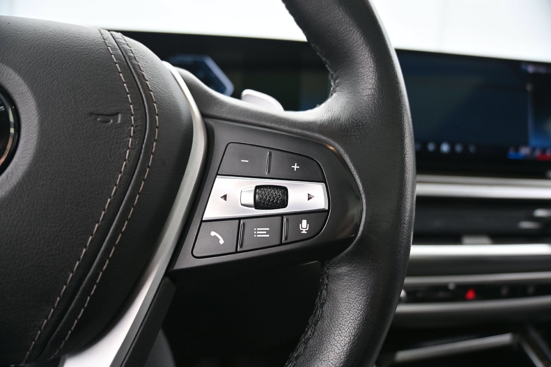 Used 2024 BMW X5 xDrive40i AWD/4WD image 24