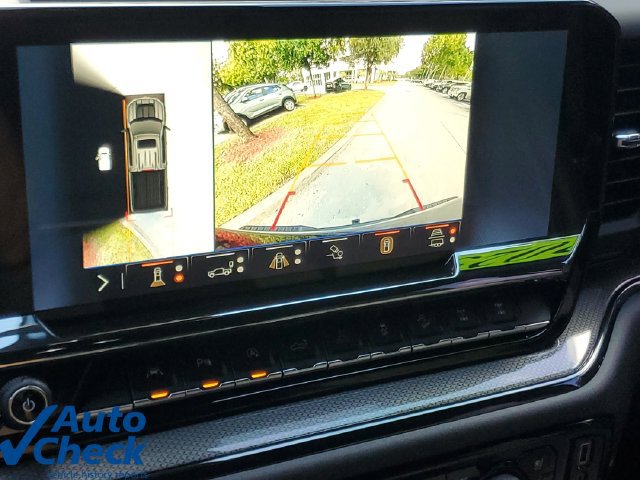 Used 2025 Chevrolet Silverado 1500 ZR2 AWD/4WD image 25