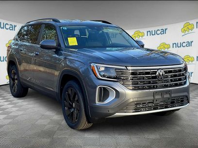 New 2025 Volkswagen Atlas SE