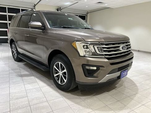 Used 2019 Ford Expedition XLT RWD image 7