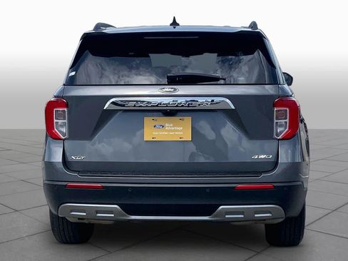 Certified 2023 Ford Explorer XLT w/ Equipment Group 202A AWD/4WD image 5