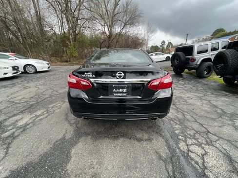 Used 2018 Nissan Altima 2.5 S w/ S Convenience Package image 7