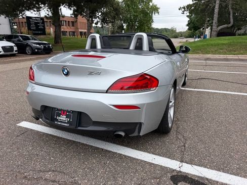 Used 2014 BMW Z4 sDrive35i RWD image 12