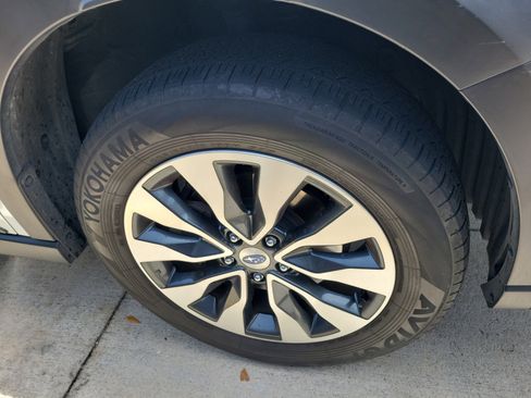 Used 2024 Subaru Outback Limited AWD/4WD image 7