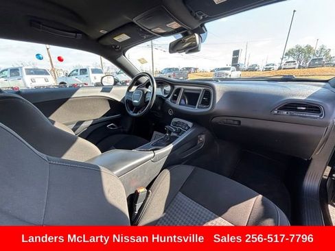 Used 2023 Dodge Challenger GT image 9