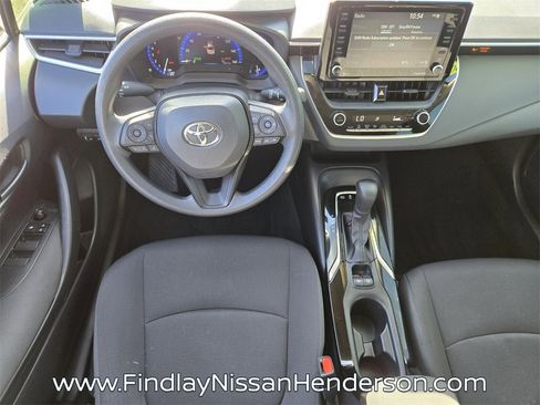 Used 2022 Toyota Corolla LE image 13