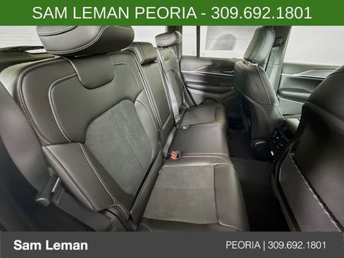 New 2026 Jeep Grand Cherokee Altitude AWD/4WD image 26