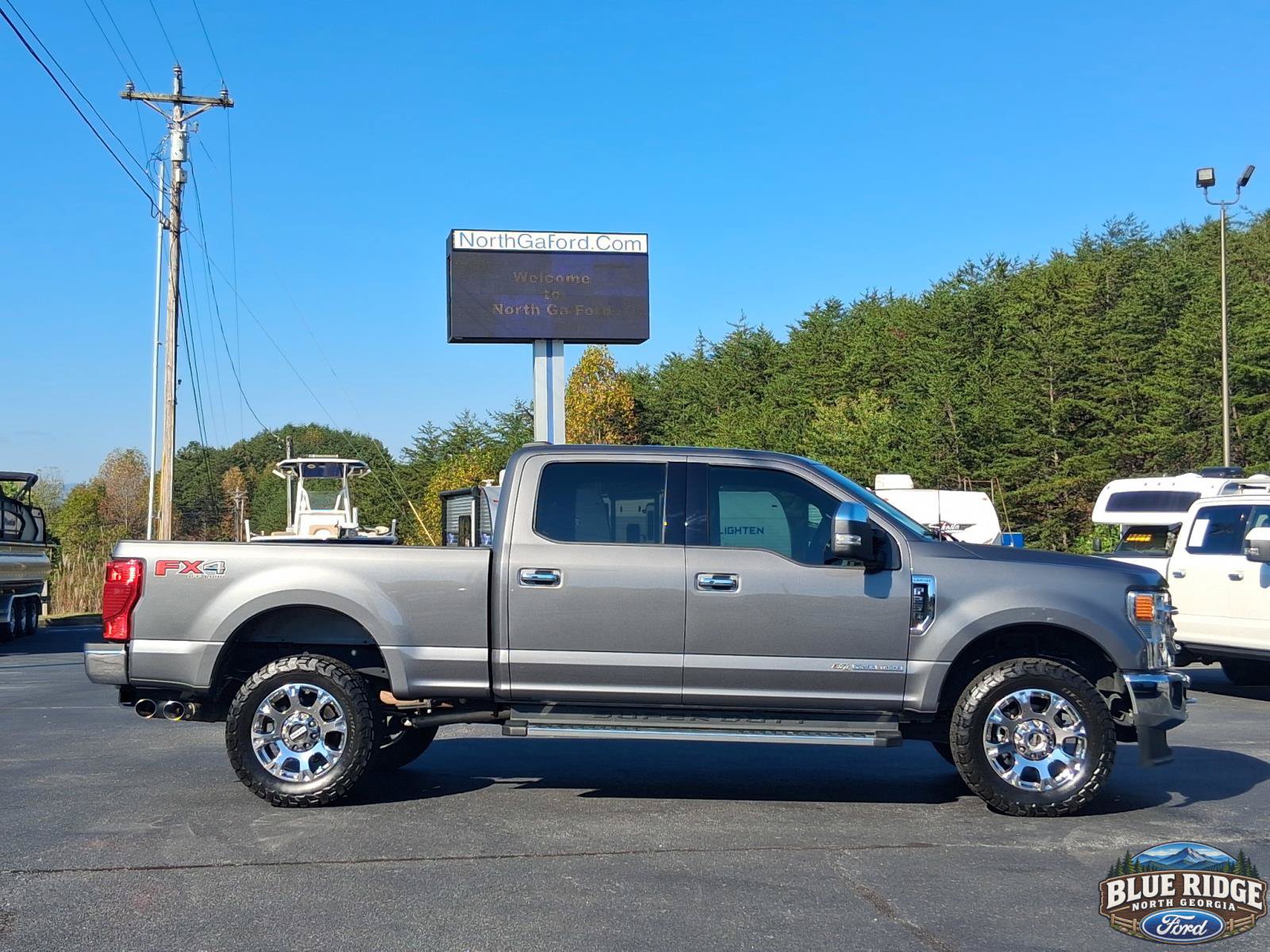 Used 2022 Ford F250 Lariat w/ Lariat Ultimate Package AWD/4WD image 6
