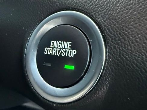 Used 2023 GMC Terrain SLE image 33