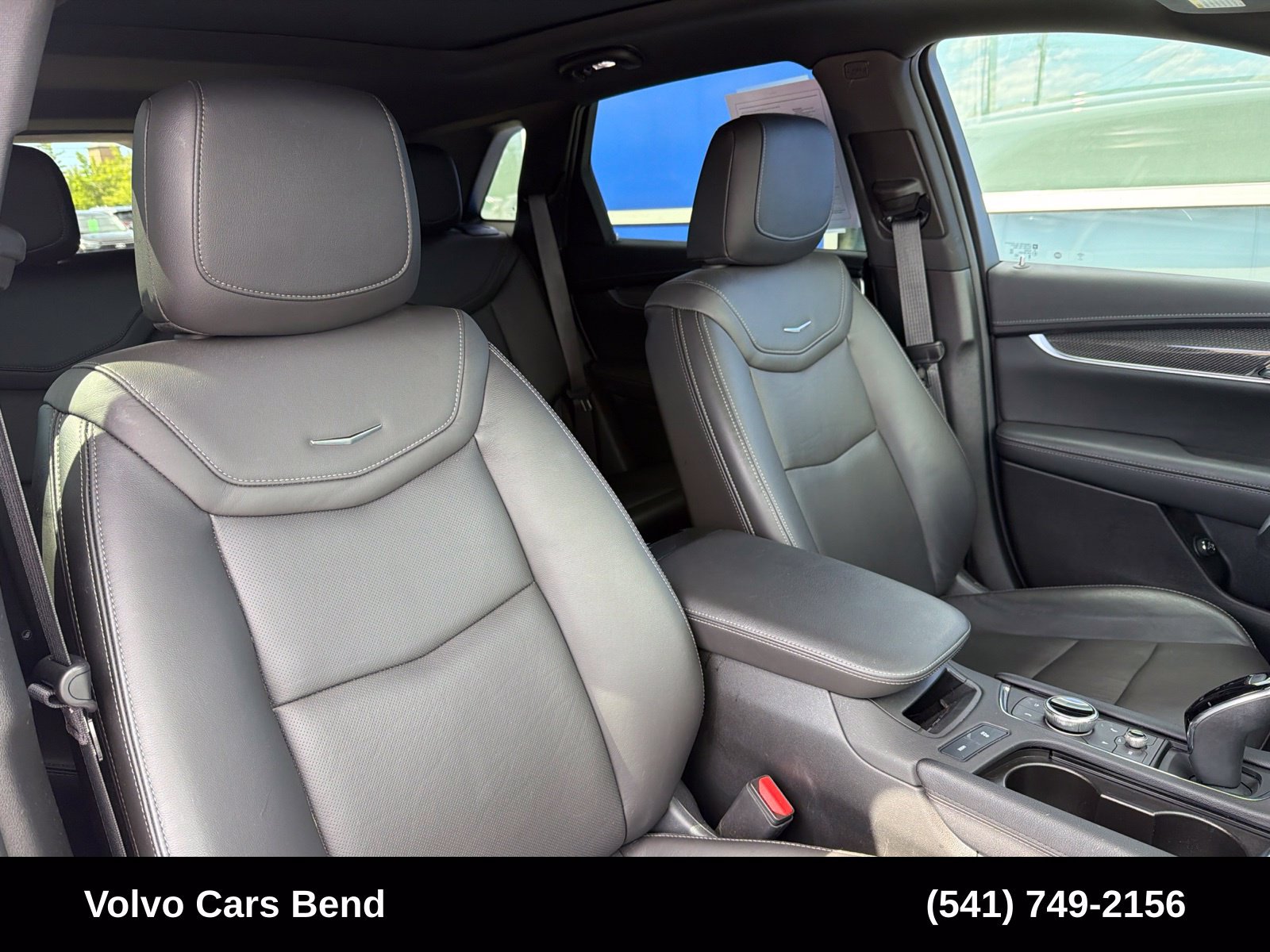 Used 2024 Cadillac XT5 Sportv w/ Technology Package AWD/4WD image 26
