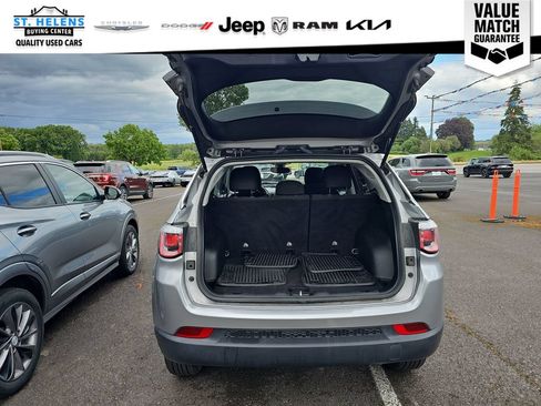 Used 2020 Jeep Compass Sport w/ Cold Weather Group AWD/4WD image 7