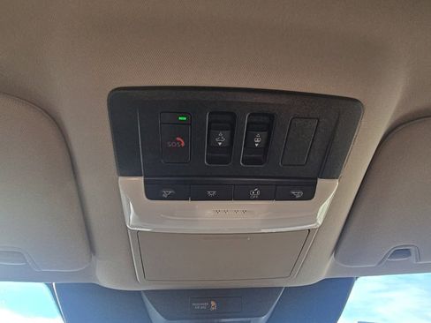 New 2025 Nissan Pathfinder Platinum image 27