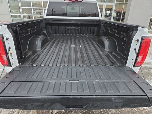 Used 2020 GMC Sierra 2500 AT4 w/ AT4 Premium Package image 30
