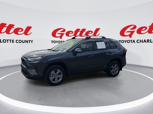 Used 2025 Toyota RAV4 XLE image 4