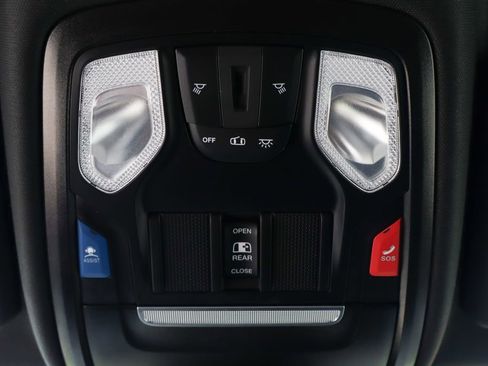 Used 2024 RAM 2500 Tradesman w/ Safety Group image 29