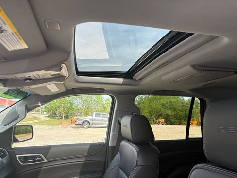 Used 2020 GMC Yukon Denali w/ Denali Ultimate Package AWD/4WD image 20