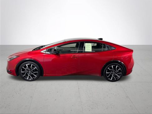 Used 2023 Toyota Prius Prime FWD image 9