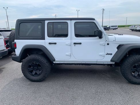 Used 2023 Jeep Wrangler Unlimited Sport AWD/4WD image 12