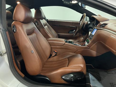 Used 2010 Maserati GranTurismo S image 27