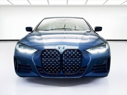 Used 2022 BMW M440i Coupe w/ Premium Package image 2