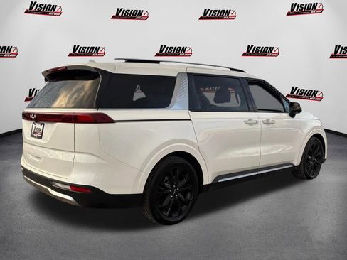 Used 2023 Kia Carnival SX Prestige image 5