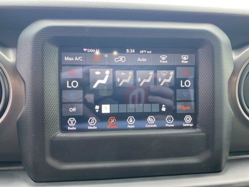Used 2022 Jeep Wrangler Unlimited Sport AWD/4WD image 23