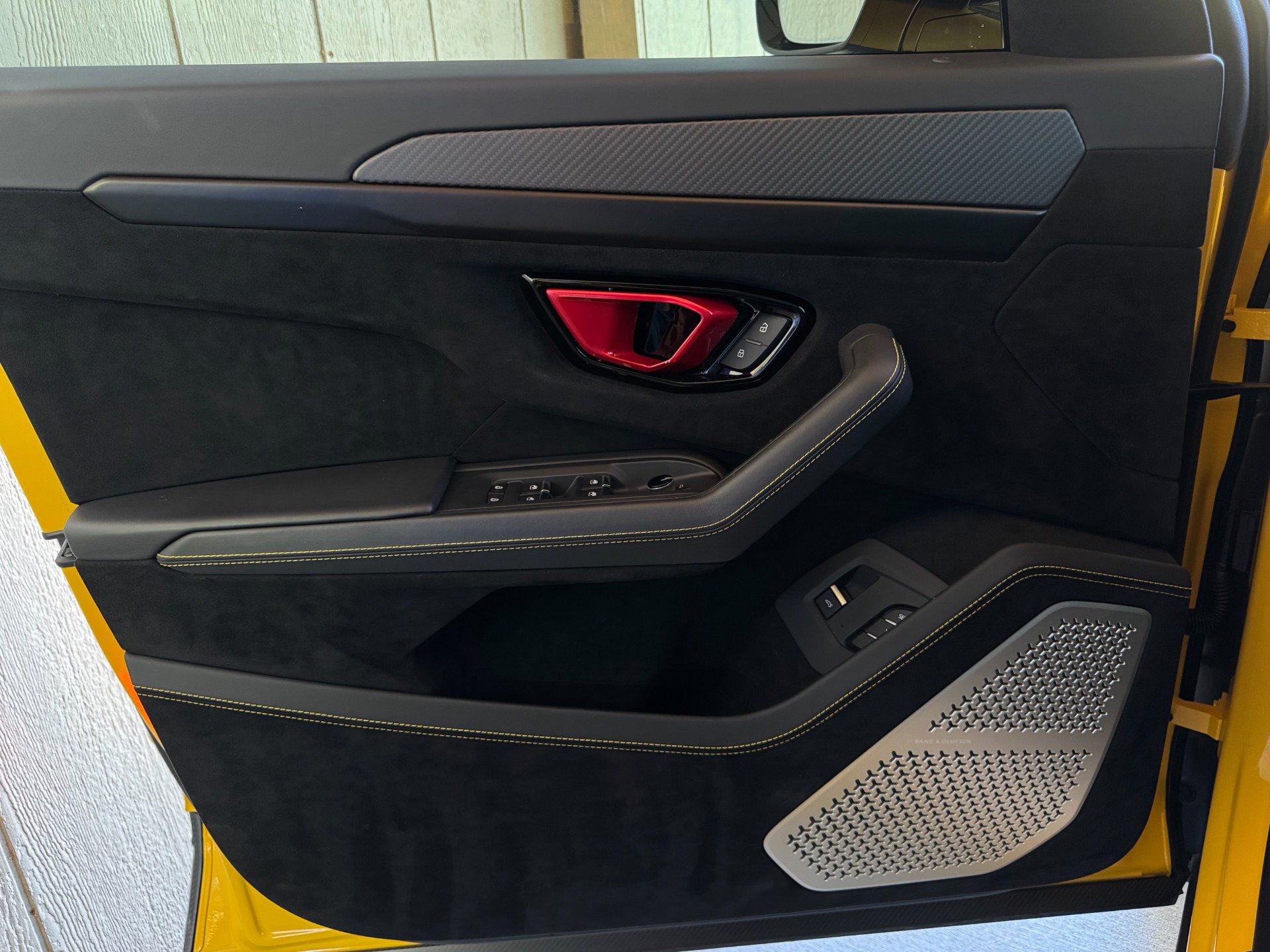 Used 2024 Lamborghini Urus Performante AWD/4WD image 99