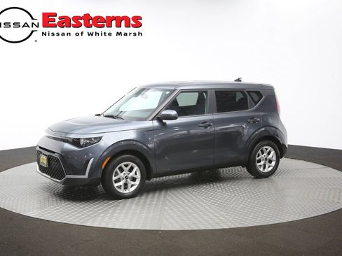Used 2023 Kia Soul LX w/ LX Technology Package FWD image 54