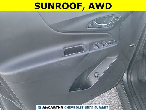 Used 2018 Chevrolet Equinox LT w/ Sun & Infotainment Package image 21