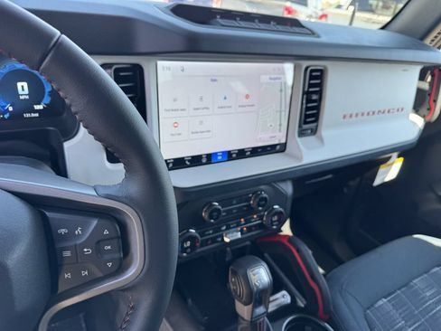 Used 2026 Ford Bronco Heritage Edition AWD/4WD image 19