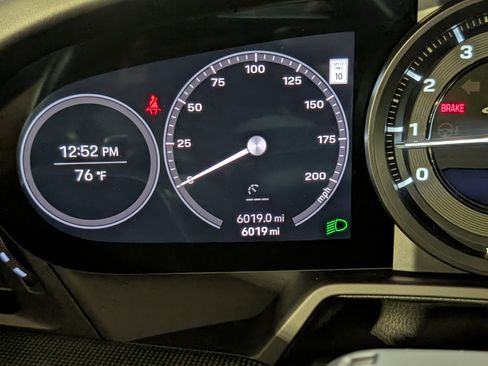 Certified 2023 Porsche 911 Targa 4 GTS AWD/4WD image 31