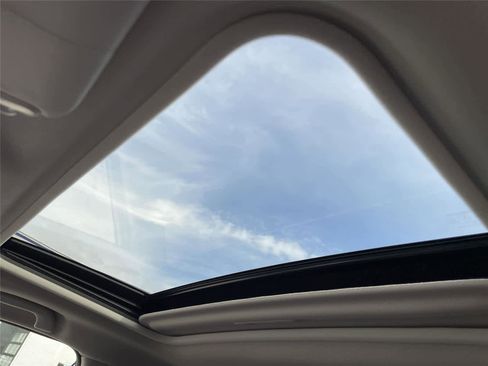 Certified 2023 Subaru Crosstrek 2.0i Premium image 14