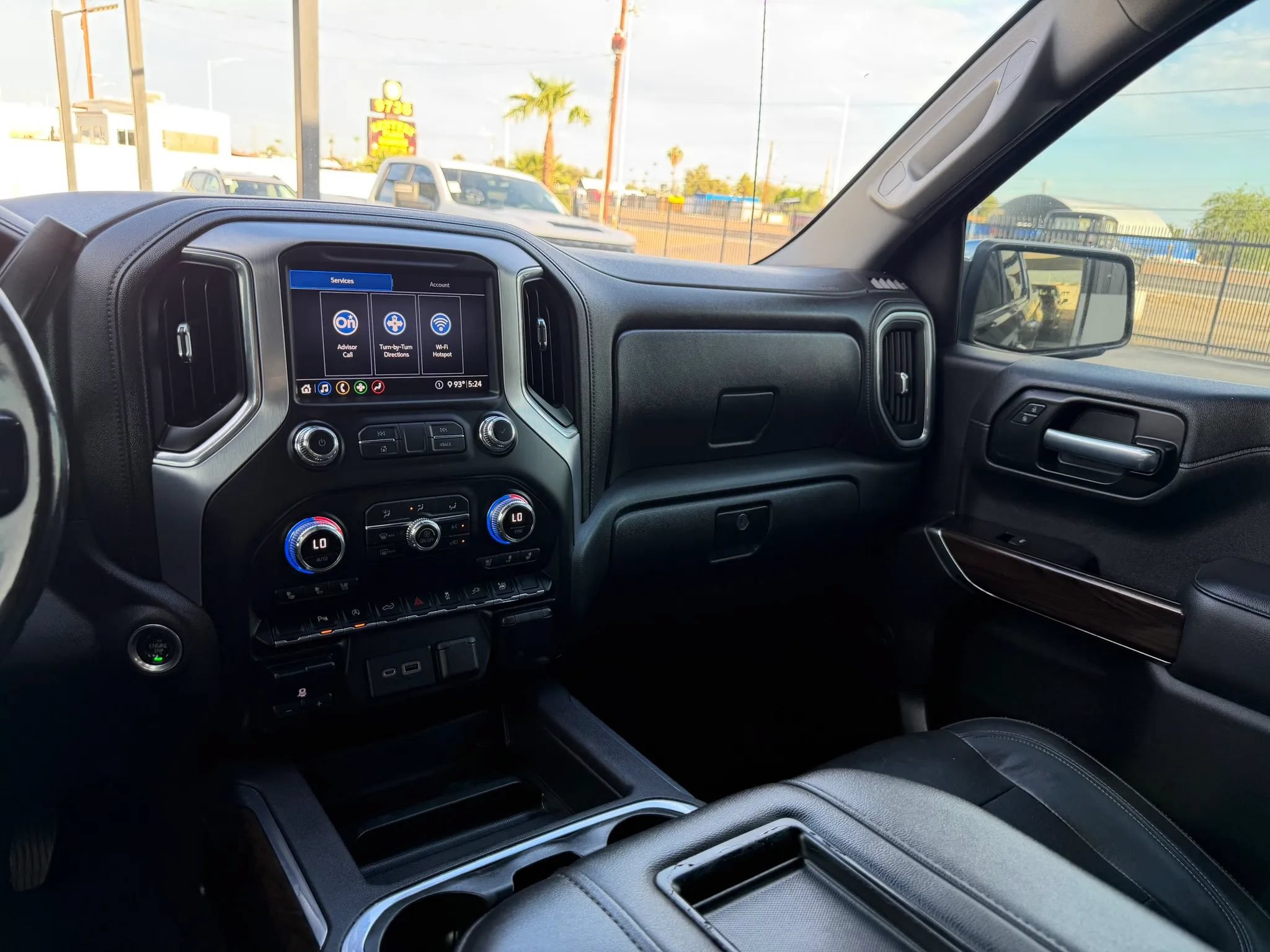Used 2020 GMC Sierra 1500 SLT RWD image 20