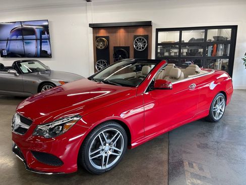 Used 2016 Mercedes-Benz E 400 Cabriolet w/ Premium 2 Package image 4