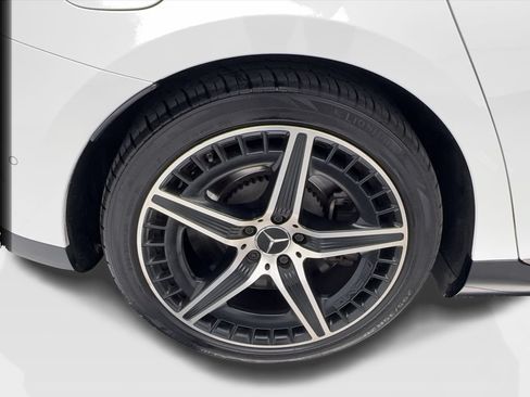 Used 2023 Mercedes-Benz EQE AMG 4MATIC Sedan image 16