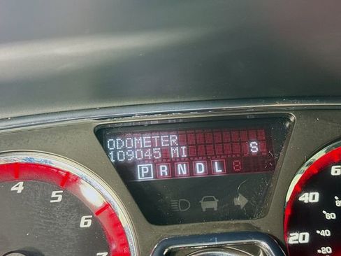 Used 2017 GMC Acadia Limited SLT image 13