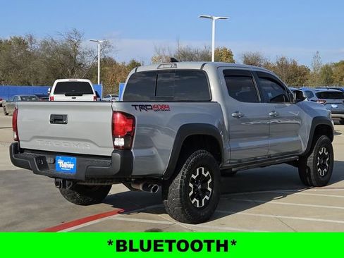 Used 2019 Toyota Tacoma TRD Off-Road image 8