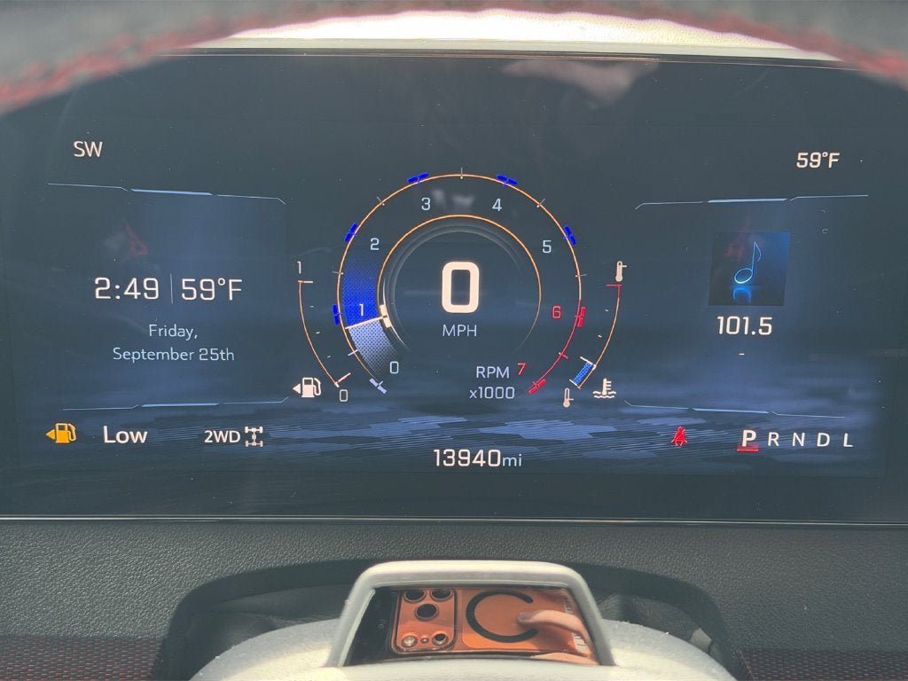 Used 2024 Chevrolet Traverse RS AWD/4WD image 15