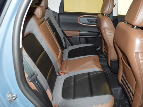 Used 2024 Ford Bronco Sport Outer Banks w/ Tech Package image 12