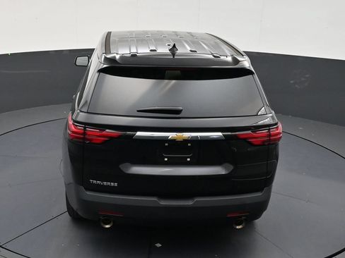 Used 2023 Chevrolet Traverse LS FWD image 15