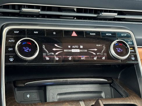 Used 2024 Genesis GV80 3.5T w/ Advanced Package image 20