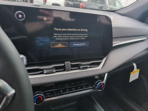 New 2026 Chevrolet Equinox LT w/ Convenience Package II image 20