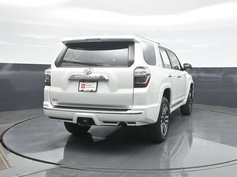 Used 2024 Toyota 4Runner Limited AWD/4WD image 6