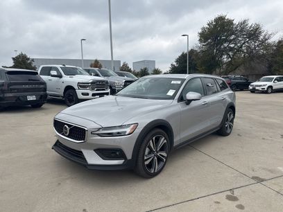 Certified 2025 Volvo V60 B5 Cross Country Plus