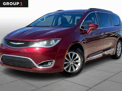 Used 2017 Chrysler Pacifica Touring-L