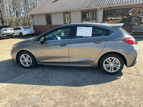 Used 2017 Chevrolet Cruze LT w/ Convenience Package image 8