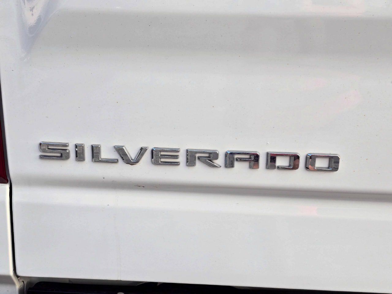 Certified 2024 Chevrolet Silverado 1500 LT AWD/4WD image 11